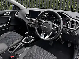 Used 2019 Kia Ceed 3 Sportswagon Grey - Interior and Exterior details 11