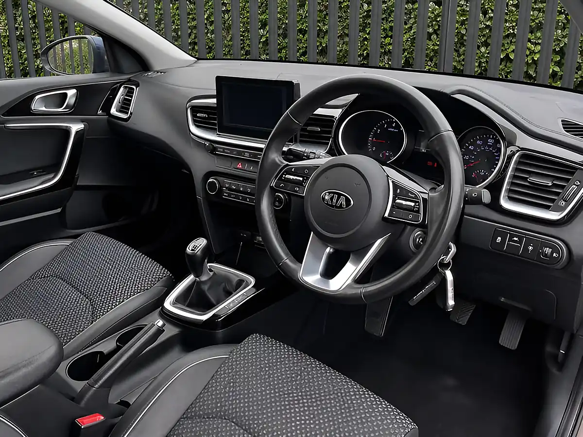 Used 2019 Kia Ceed 3 Sportswagon Grey - Interior and Exterior details 11