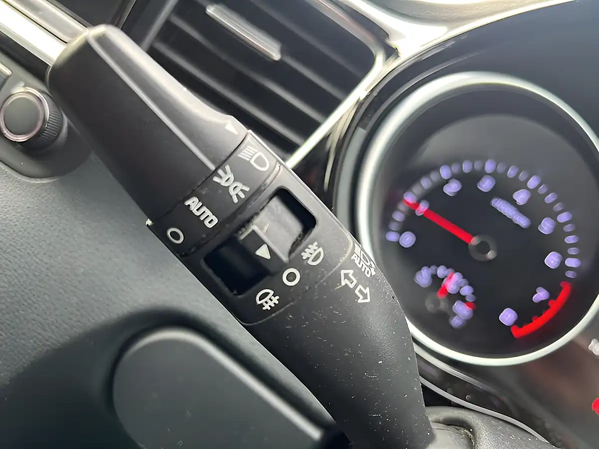 Used 2019 Kia Ceed 3 Sportswagon Grey - Interior and Exterior details 18
