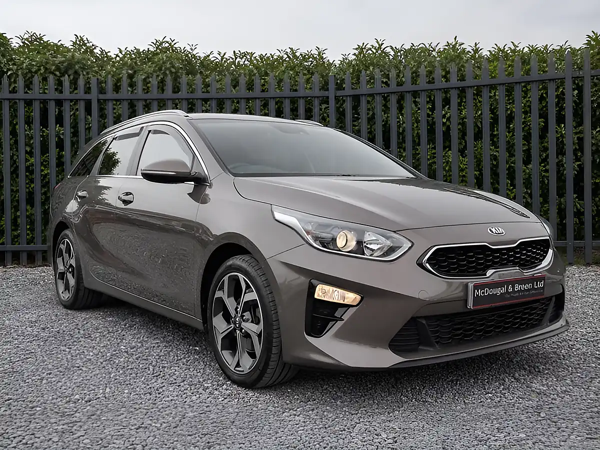 Used 2019 Kia Ceed 3 Sportswagon Grey - Interior and Exterior details 3
