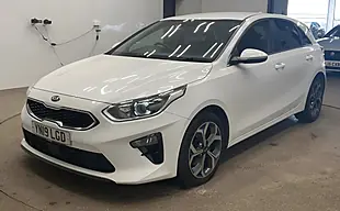 Used 2019 Kia Ceed 3 White - Interior and Exterior details 5