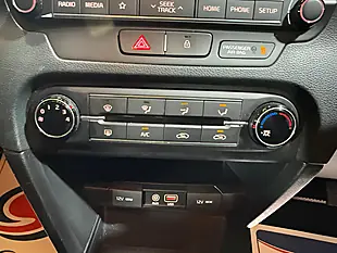 Used 2019 Kia Ceed Eco 2 Black - Interior and Exterior details 13