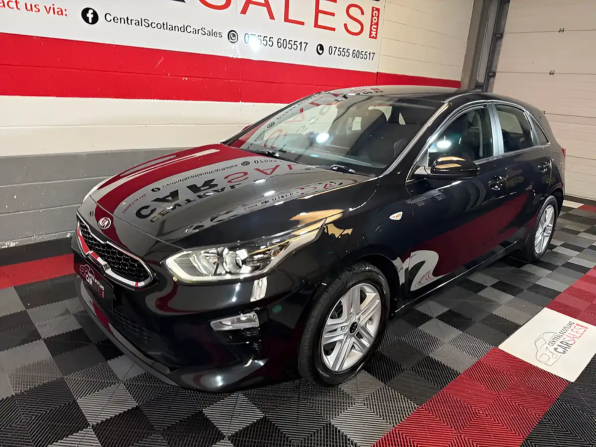 Used 2019 Kia Ceed Eco 2 Black - Interior and Exterior details 2