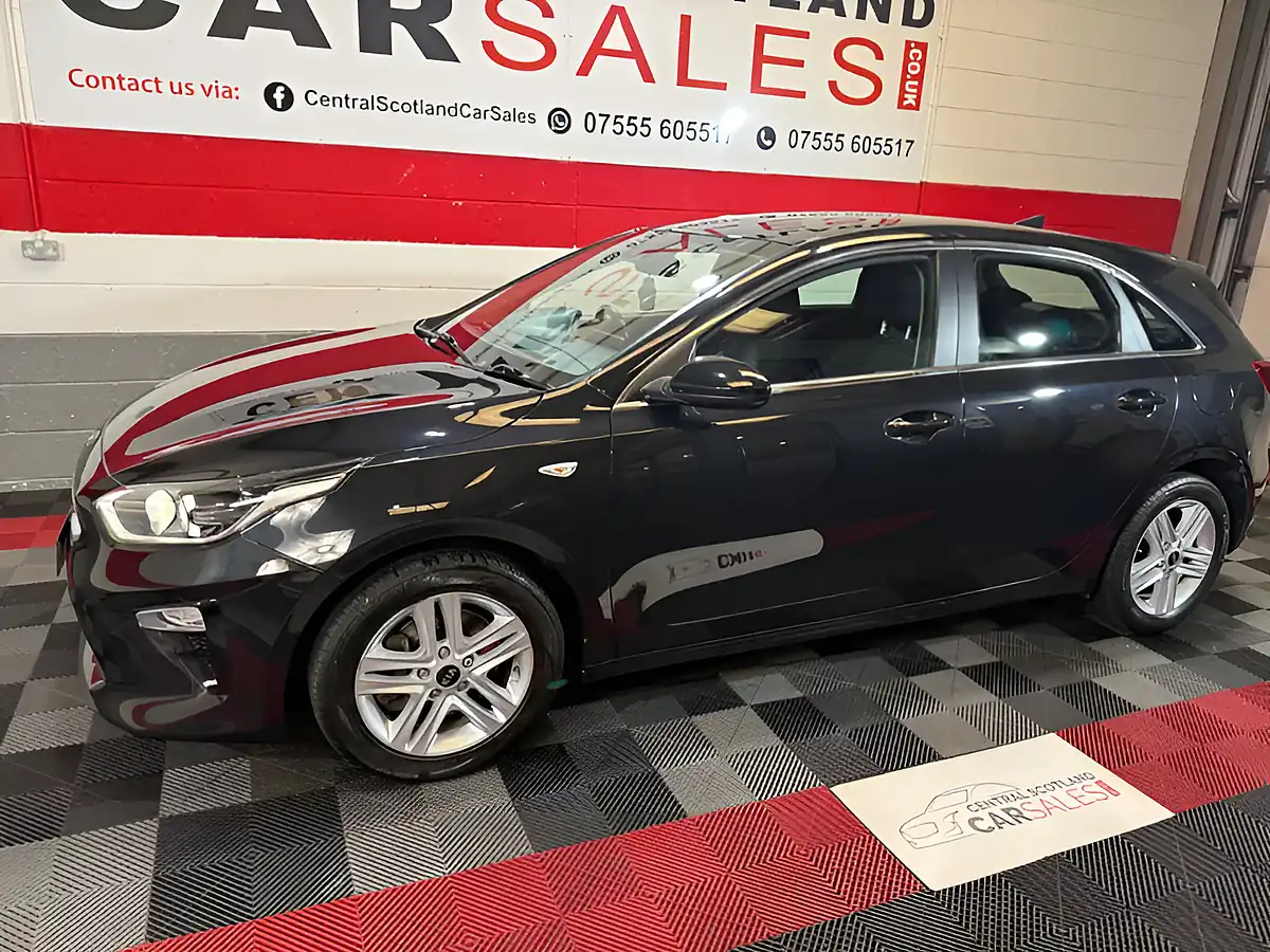 Used 2019 Kia Ceed Eco 2 Black - Interior and Exterior details 4