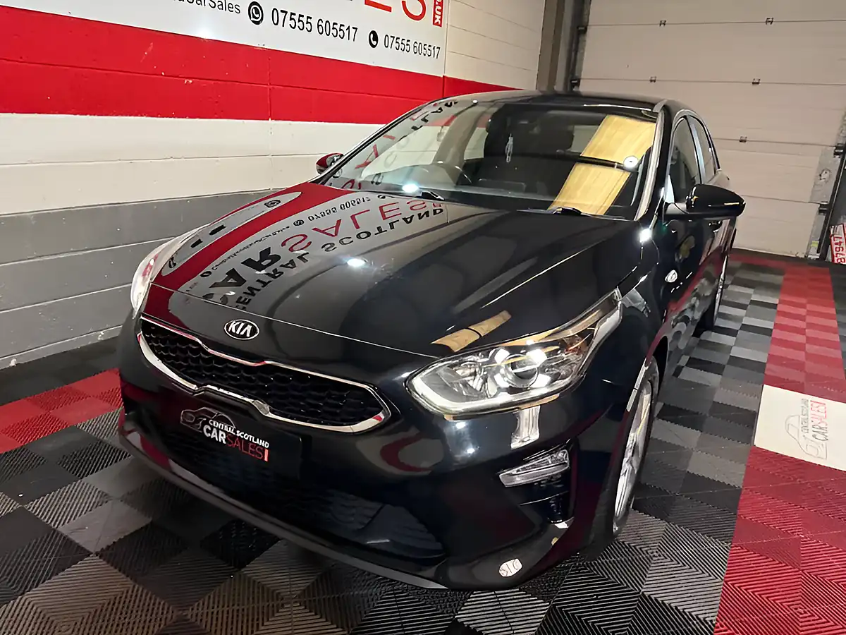 Used 2019 Kia Ceed Eco 2 Black - Interior and Exterior details 6