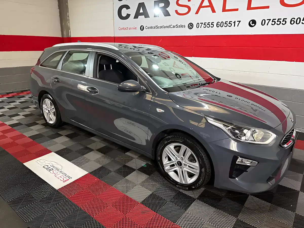 Used 2019 Kia Ceed Eco 2 Grey - Front View