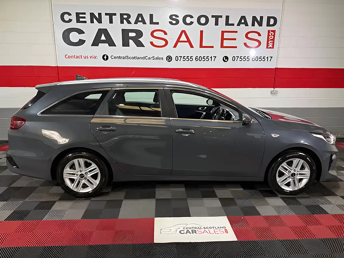 Used 2019 Kia Ceed Eco 2 Grey - Interior and Exterior details 10