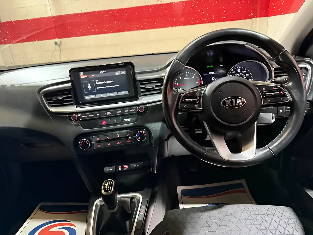 Used 2019 Kia Ceed Eco 2 Grey - Interior and Exterior details 18