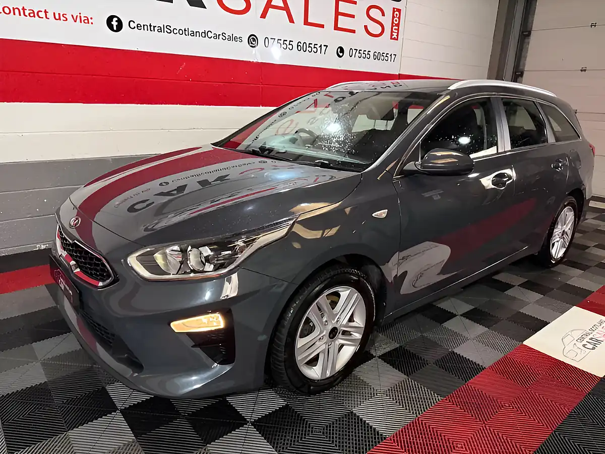 Used 2019 Kia Ceed Eco 2 Grey - Interior and Exterior details 6