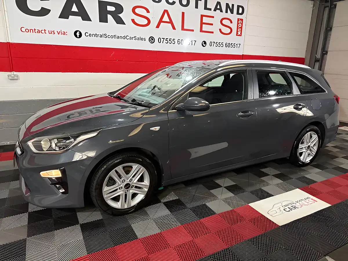 Used 2019 Kia Ceed Eco 2 Grey - Interior and Exterior details 7