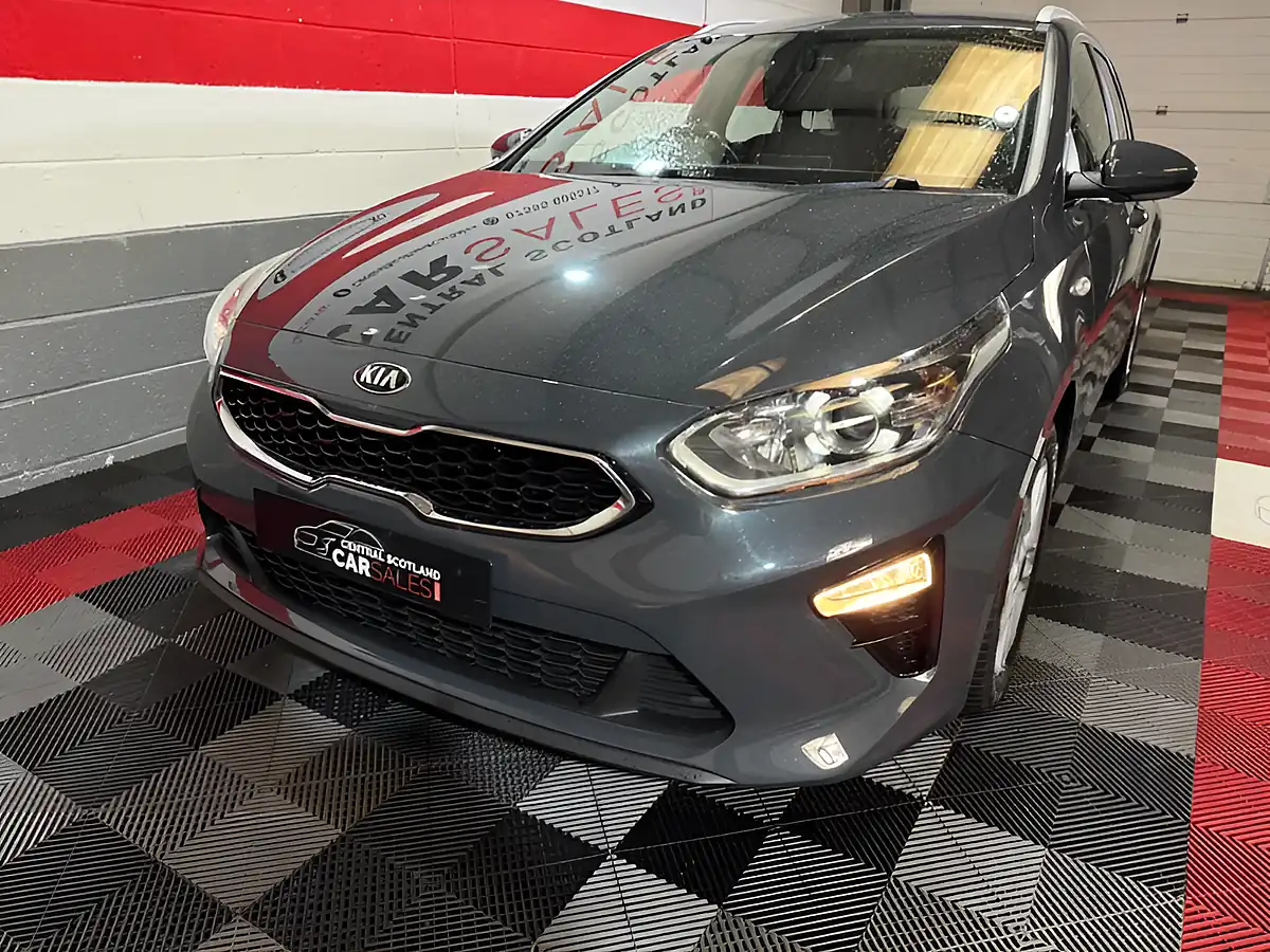 Used 2019 Kia Ceed Eco 2 Grey - Interior and Exterior details 8