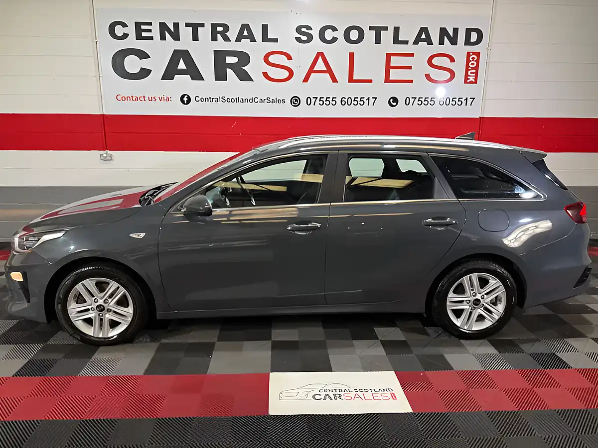 Used 2019 Kia Ceed Eco 2 Grey - Interior and Exterior details 9