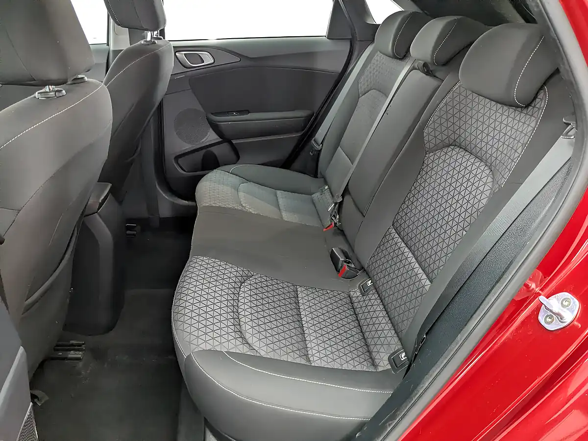 Used 2019 Kia Ceed Eco 2 Red - Interior and Exterior details 11
