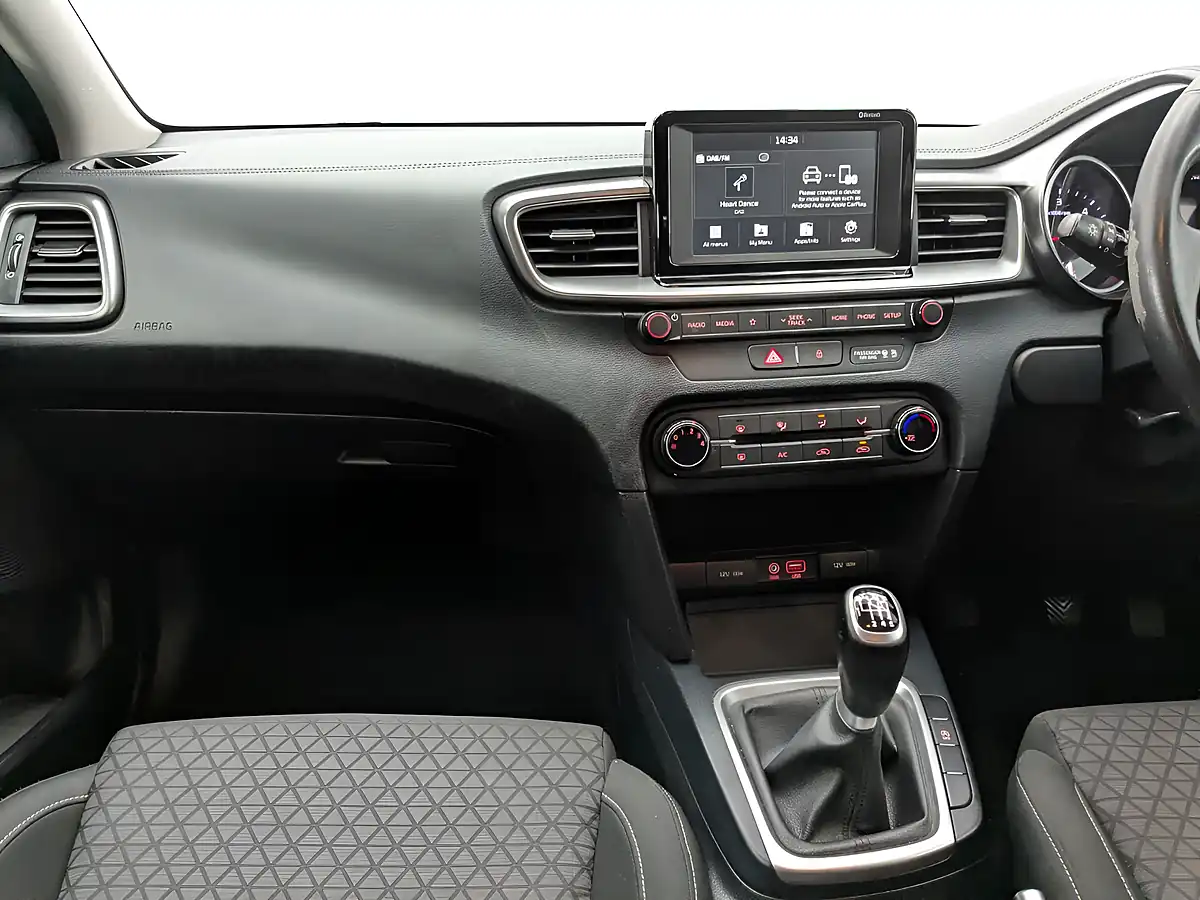 Used 2019 Kia Ceed Eco 2 Red - Interior and Exterior details 18