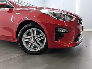 Used 2019 Kia Ceed Eco 2 Red - Interior and Exterior details 5