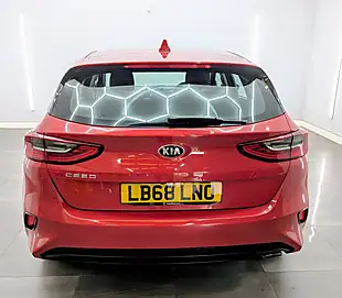 Used 2019 Kia Ceed Eco 2 Red - Interior and Exterior details 7