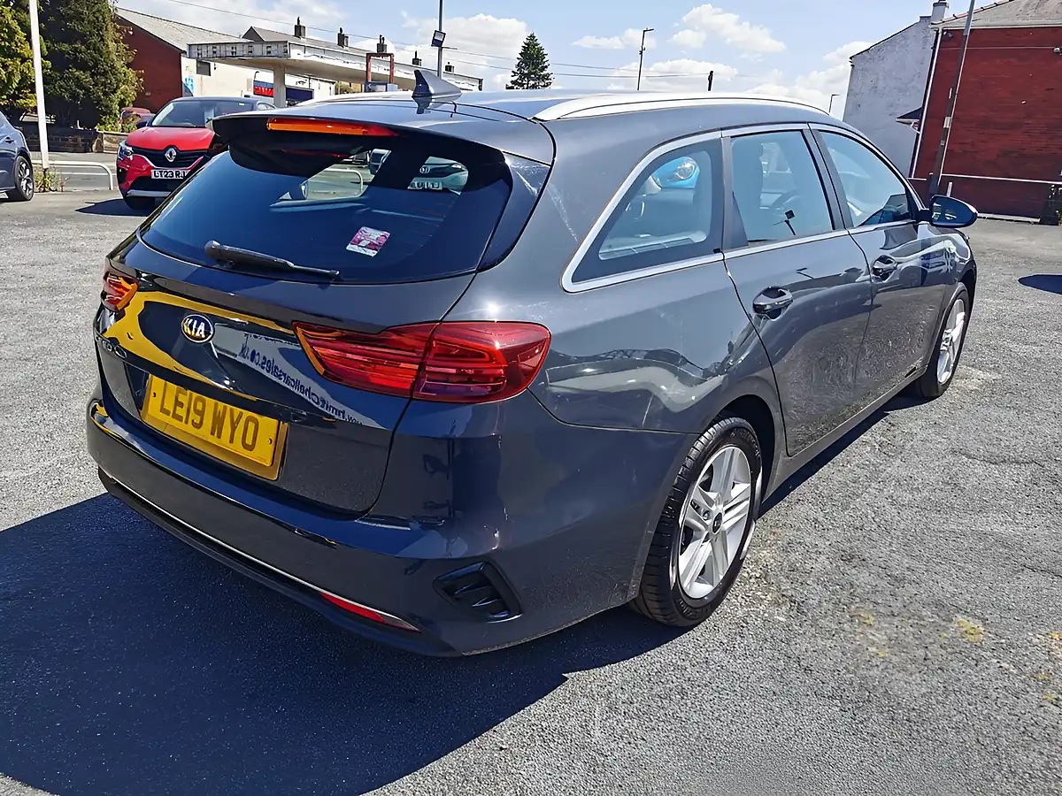 Used 2019 Kia Ceed Eco 2 Sportswagon Grey - Interior and Exterior details 6