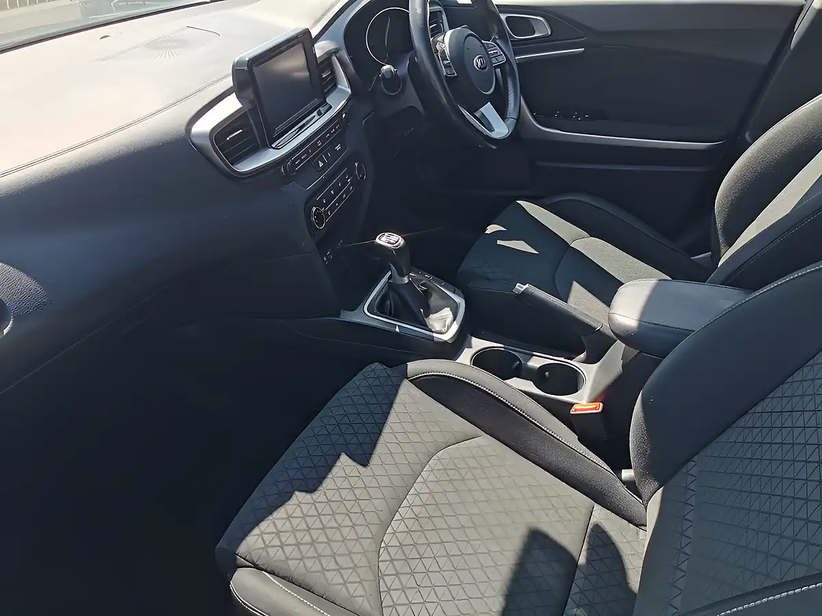 Used 2019 Kia Ceed Eco 2 Sportswagon Grey - Interior and Exterior details 9