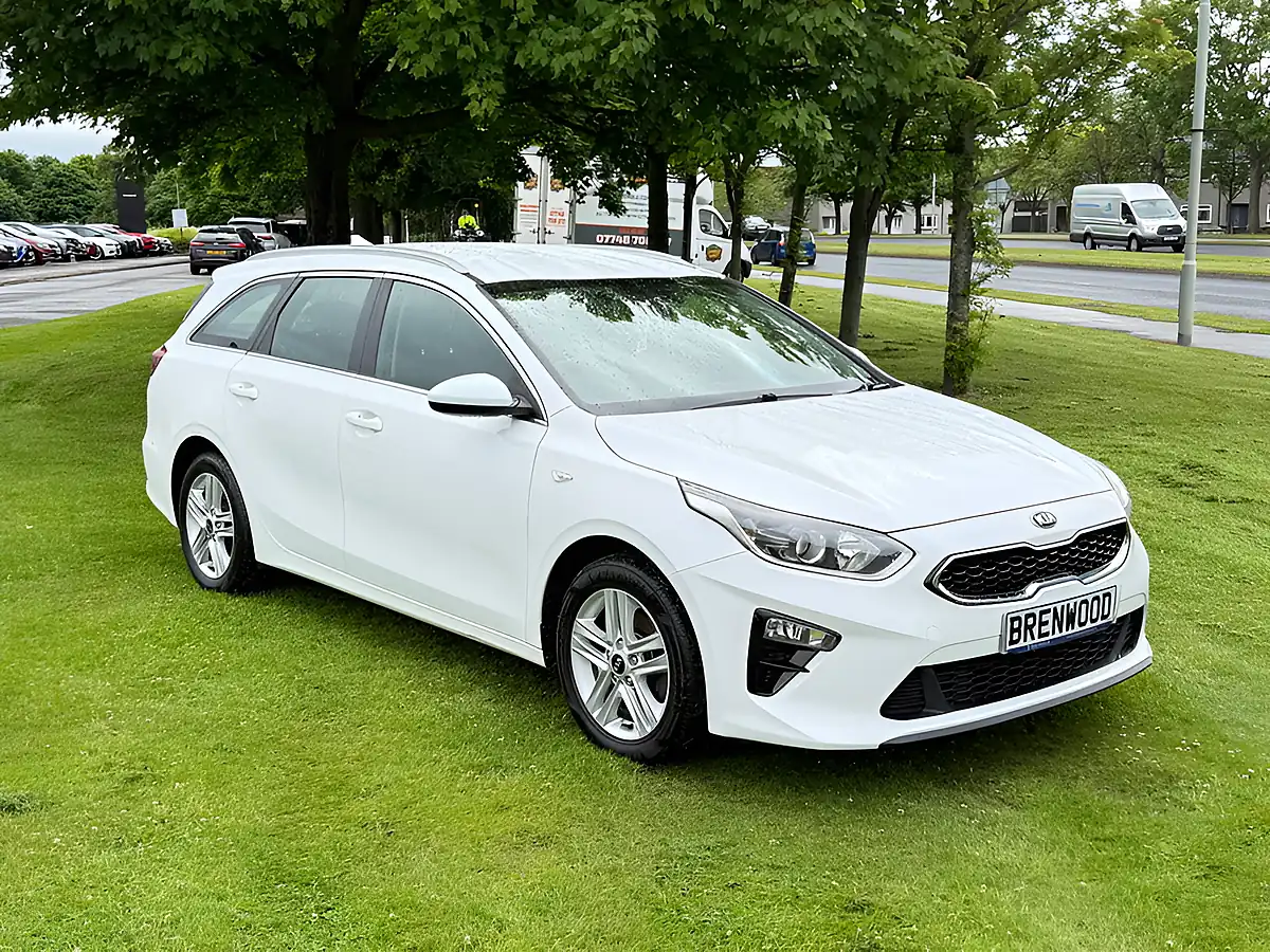 Used 2019 Kia Ceed Eco 2 Sportswagon White - Front View