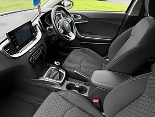 Used 2019 Kia Ceed Eco 2 Sportswagon White - Interior and Exterior details 14