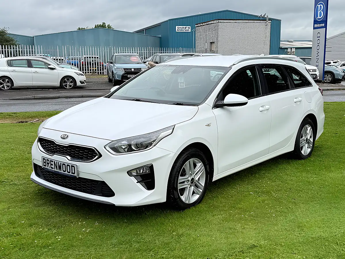 Used 2019 Kia Ceed Eco 2 Sportswagon White - Interior and Exterior details 3