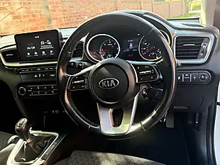Used 2019 Kia Ceed Eco 2 Sportswagon White - Interior and Exterior details 3