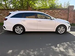 Used 2019 Kia Ceed Eco 2 Sportswagon White - Interior and Exterior details 7