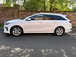 Used 2019 Kia Ceed Eco 2 Sportswagon White - Interior and Exterior details 8
