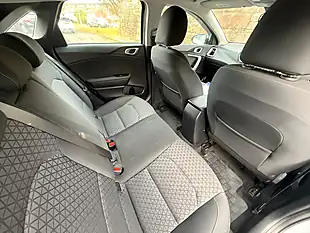 Used 2019 Kia Ceed Eco 2 White - Interior and Exterior details 14