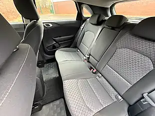Used 2019 Kia Ceed Eco 2 White - Interior and Exterior details 15
