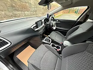 Used 2019 Kia Ceed Eco 2 White - Interior and Exterior details 19