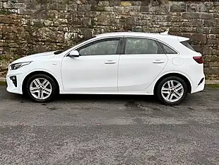 Used 2019 Kia Ceed Eco 2 White - Interior and Exterior details 7