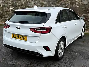 Used 2019 Kia Ceed Eco 2 White - Interior and Exterior details 8