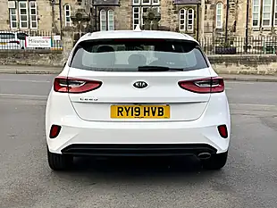 Used 2019 Kia Ceed Eco 2 White - Interior and Exterior details 11