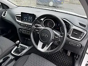 Used 2019 Kia Ceed Eco 2 White - Interior and Exterior details 6