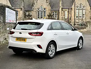 Used 2019 Kia Ceed Eco 2 White - Interior and Exterior details 9