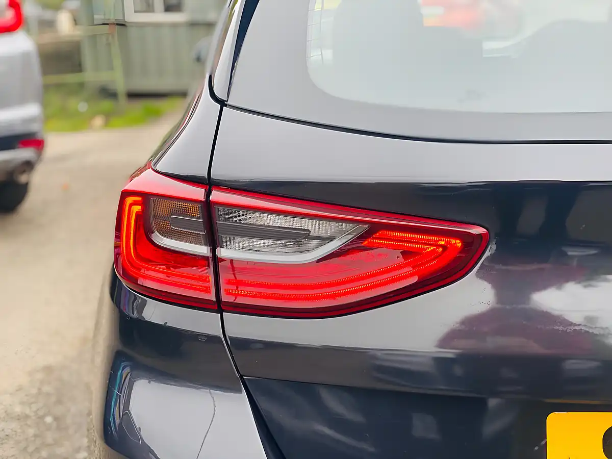 Used 2019 Kia Ceed GT-Line Black - Interior and Exterior details 11