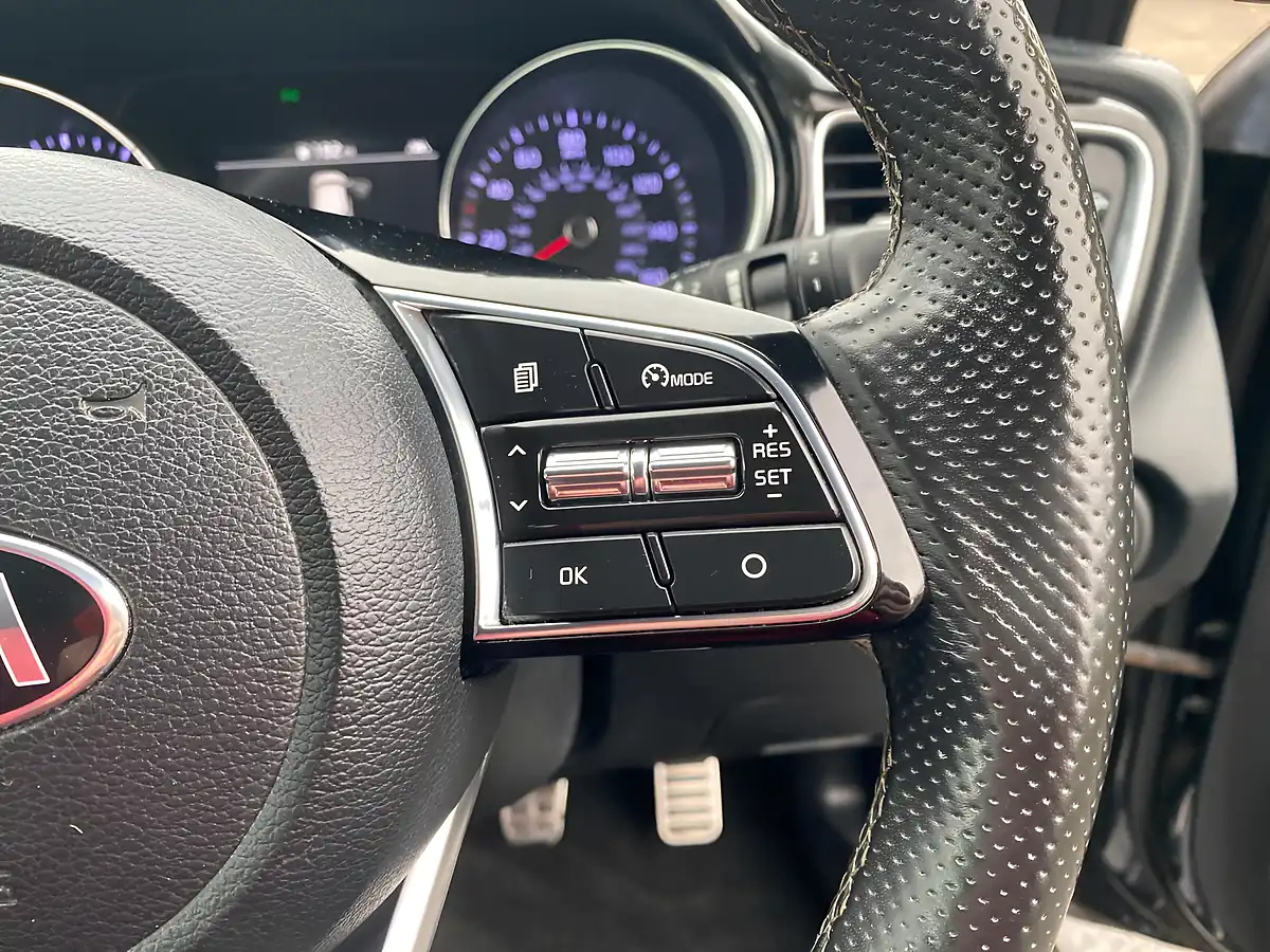 Used 2019 Kia Ceed GT-Line Black - Interior and Exterior details 14
