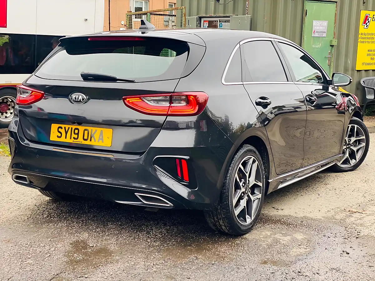 Used 2019 Kia Ceed GT-Line Black - Interior and Exterior details 8