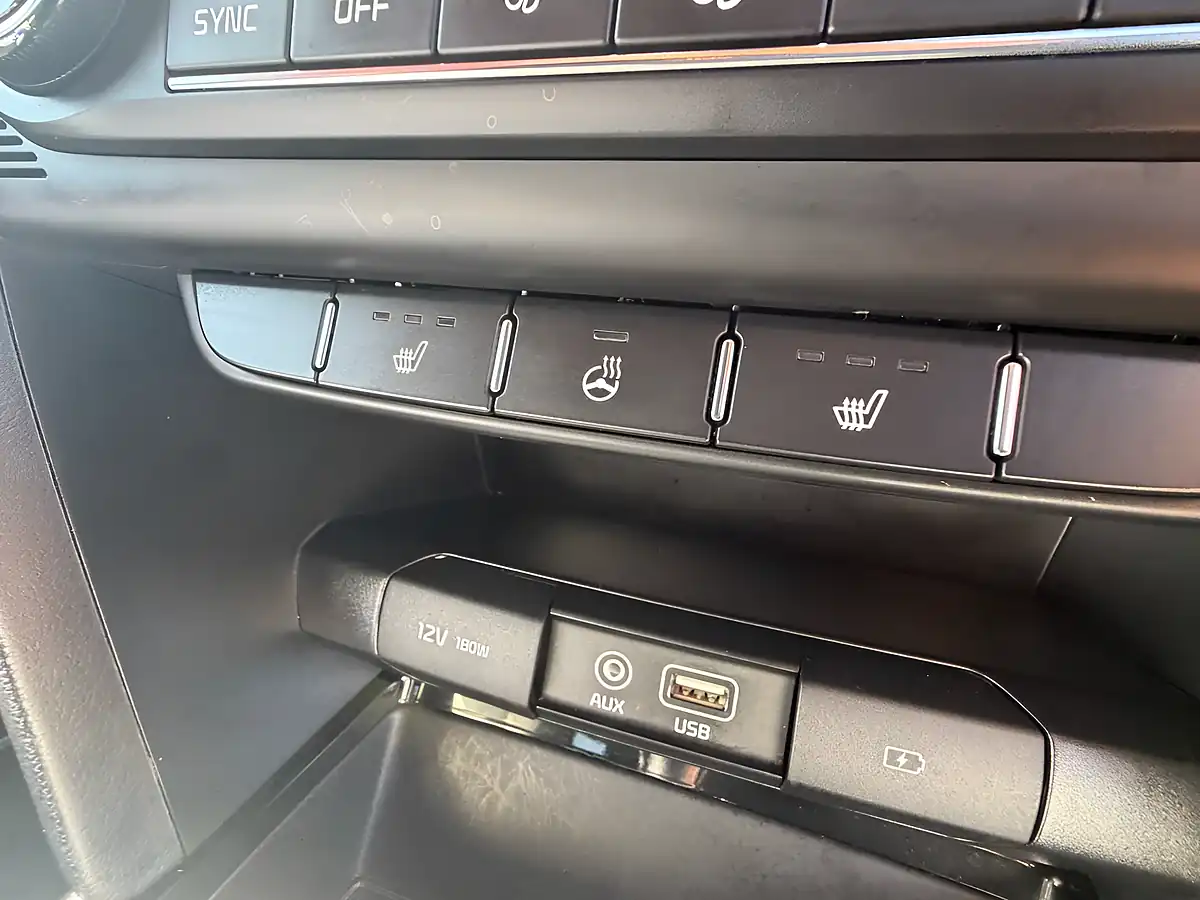 Used 2019 Kia Ceed GT-Line Blue - Interior and Exterior details 10