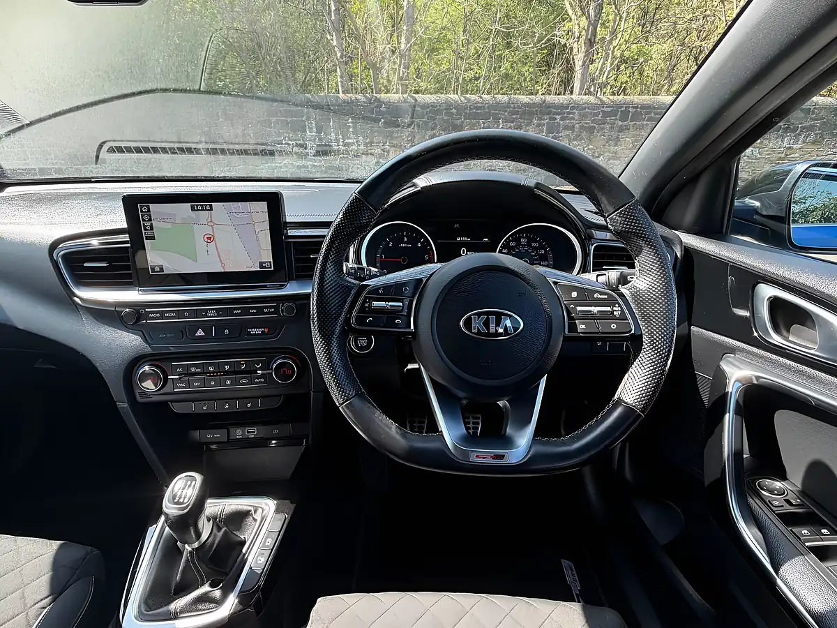 Used 2019 Kia Ceed GT-Line Blue - Interior and Exterior details 6