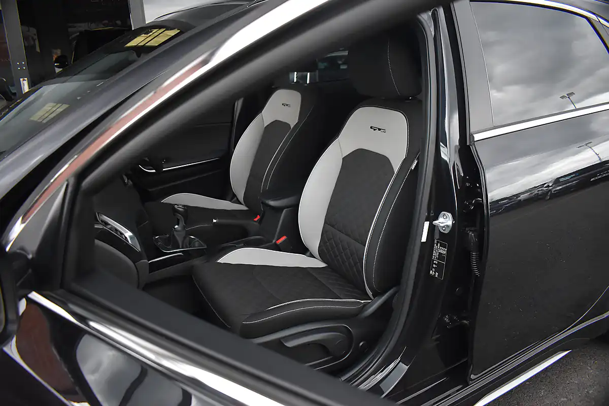 Used 2019 Kia Ceed GT-Line Phantom Black - Interior and Exterior details 11
