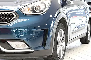 Used 2019 Kia Niro 2 Ocean Blue - Interior and Exterior details 3