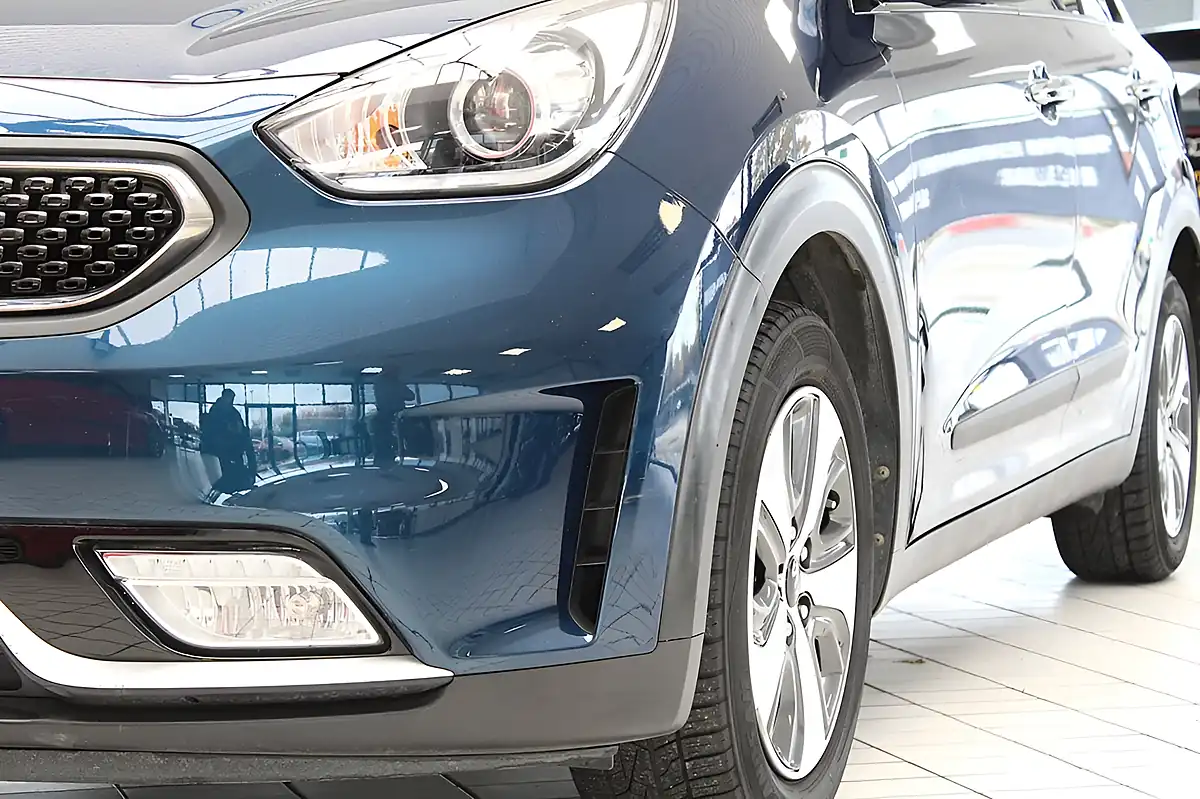 Used 2019 Kia Niro 2 Ocean Blue - Interior and Exterior details 3