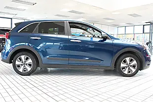Used 2019 Kia Niro 2 Ocean Blue - Interior and Exterior details 8