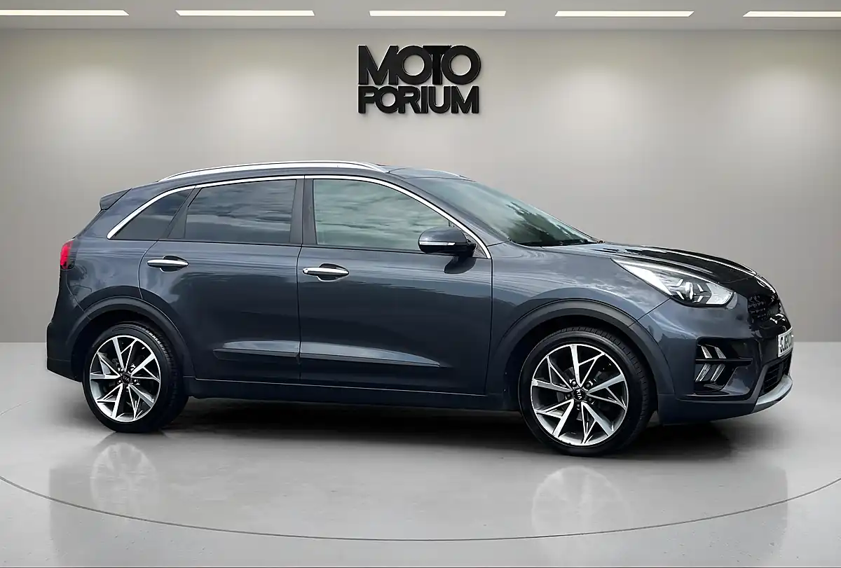 Used 2019 Kia Niro 3 Grey - Interior and Exterior details 10