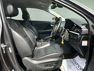 Used 2019 Kia Niro 3 Grey - Interior and Exterior details 12
