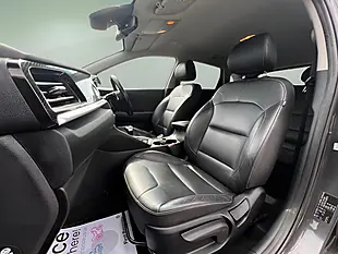 Used 2019 Kia Niro 3 Grey - Interior and Exterior details 18