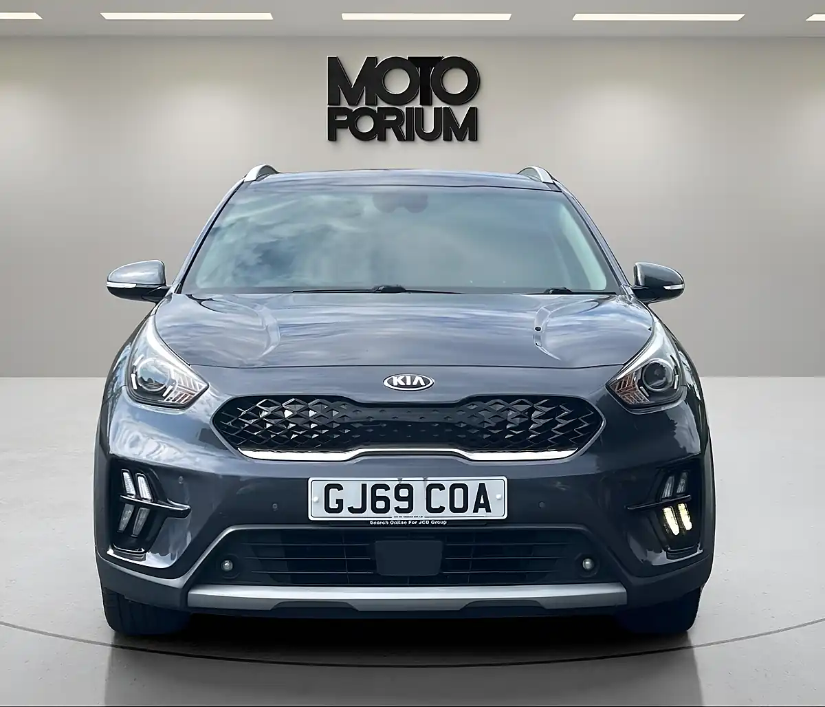 Used 2019 Kia Niro 3 Grey - Interior and Exterior details 3