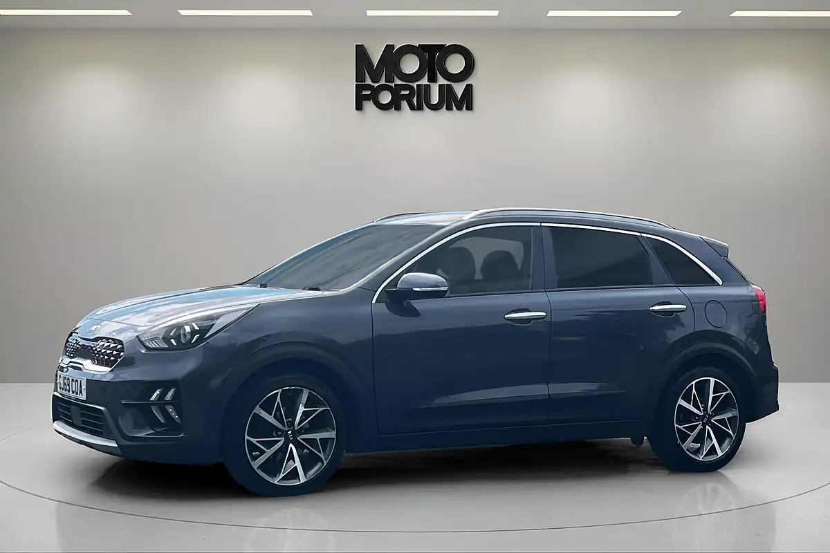 Used 2019 Kia Niro 3 Grey - Interior and Exterior details 8